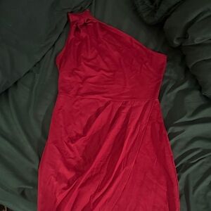 Chic One-Shoulder Red Dress